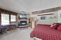 Ski-In/Ski-Out Condo Balcony Fireplace  Hot Tub condo Accommodation Denver