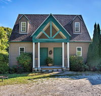 Ski-In/Ski-Out Mansfield Studio Cottage w/ Grill - Accommodation Denver