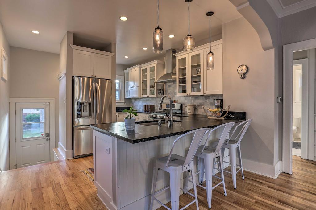 Sloan's Lake Home With Patio, Walk To Mile High! - thumb 1