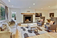 Slopeside Luxury Chalet on the River - Free Activities Daily  WiFi with Hot Tub  Gas Firepit Accommodation Denver