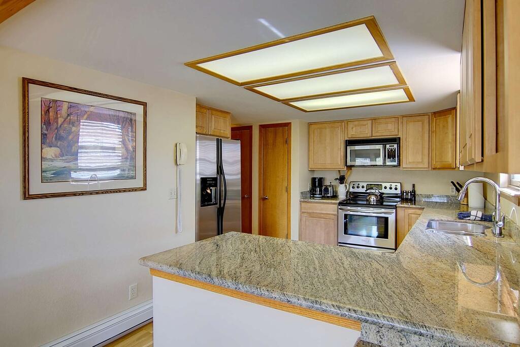 Steamboat Club Haus - thumb 2