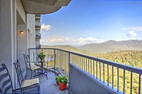 Sugar Mountain Condo with Amenities - Mins to Skiing Accommodation Denver