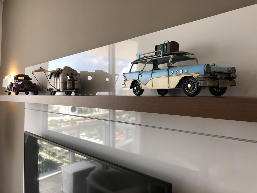 Sunny Isles PH Ocean View 1/1 At Marenas Resort - thumb 3