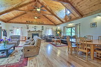 Taylorsville House on 50 Private Acres with 6 Cabins Accommodation Denver