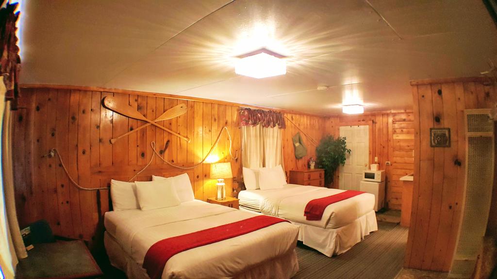 The Spruce Lodge - thumb 1