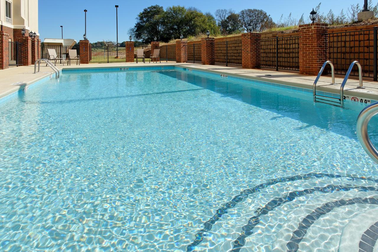 Holiday Inn Express Hotel & Suites Talladega - thumb 12