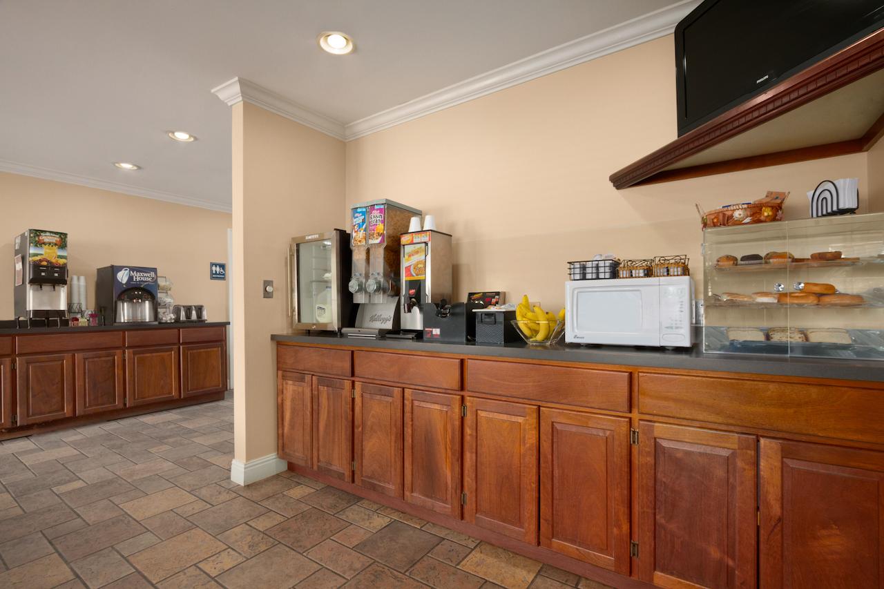 Days Inn By Wyndham Alexander City - thumb 20