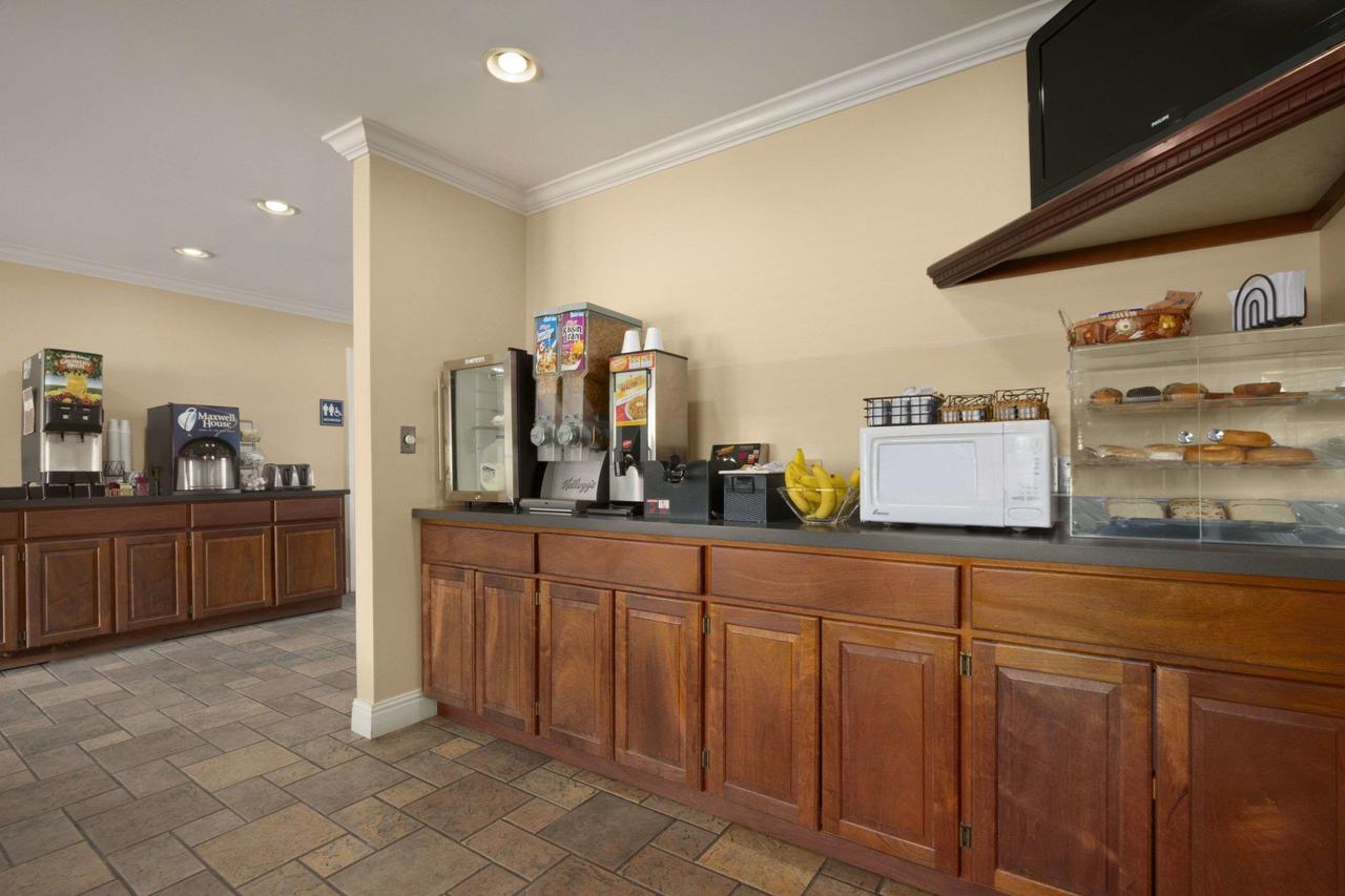 Days Inn By Wyndham Alexander City - thumb 33