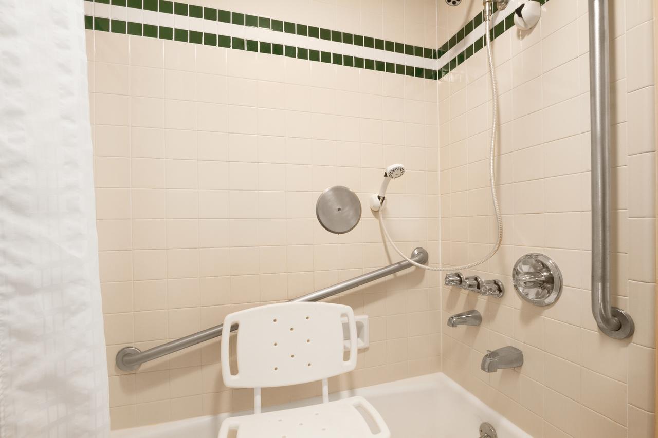 Days Inn By Wyndham Alexander City - thumb 23