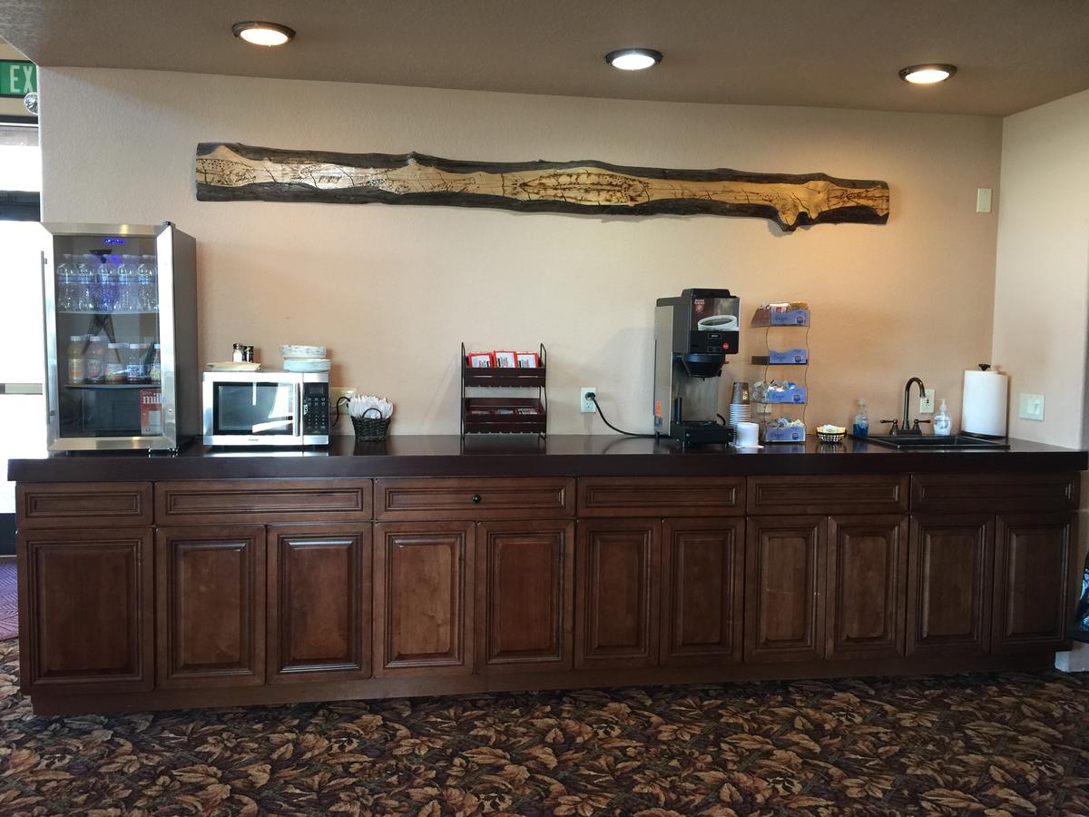 Kenai Airport Hotel - thumb 17