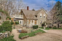 66 Center St Bed and Breakfast Eureka Springs Accommodation Denver