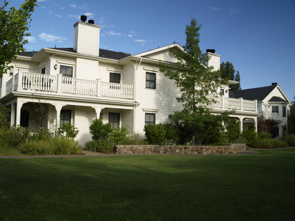 MacArthur Place Inn & Spa - thumb 28