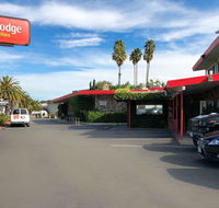 Econo Lodge Inn  Suites Oakland Airport - Accommodation Denver