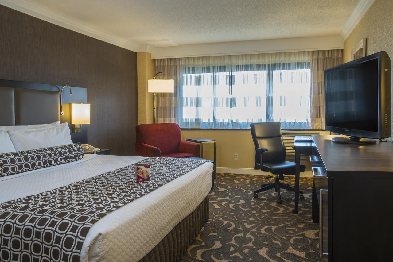 Crowne Plaza Los Angeles International Airport - thumb 18