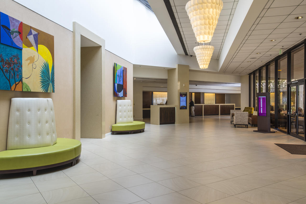 Crowne Plaza Los Angeles International Airport - thumb 41