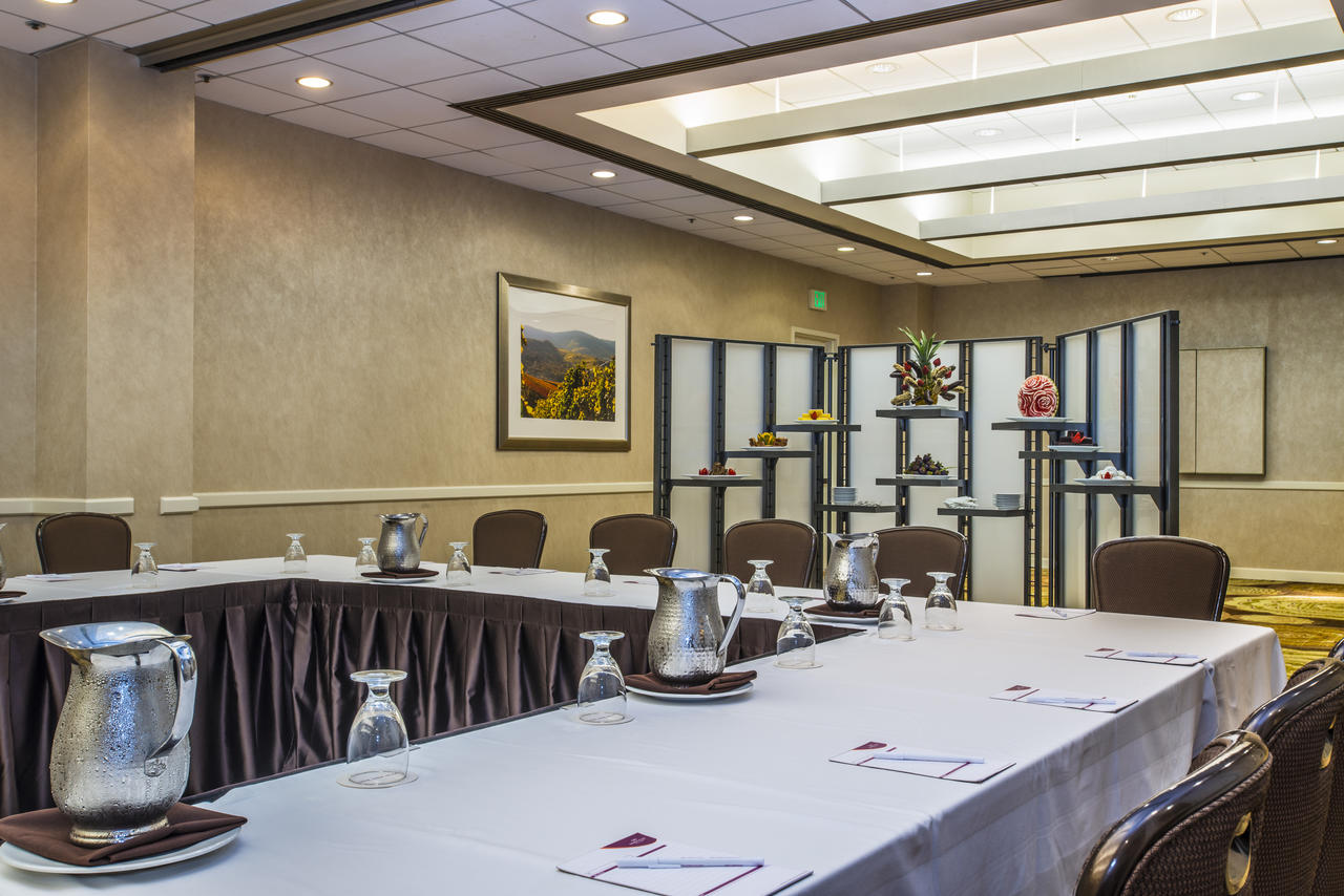 Crowne Plaza Los Angeles International Airport - thumb 43