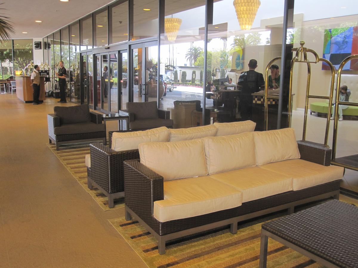 Crowne Plaza Los Angeles International Airport - thumb 29