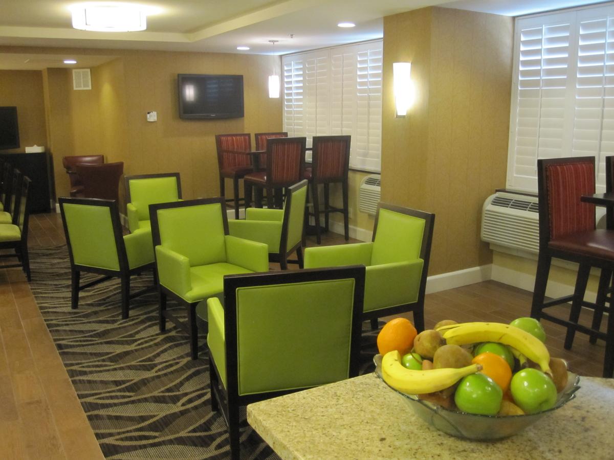 Crowne Plaza Los Angeles International Airport - thumb 30