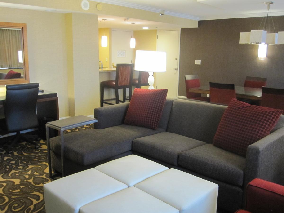 Crowne Plaza Los Angeles International Airport - thumb 28