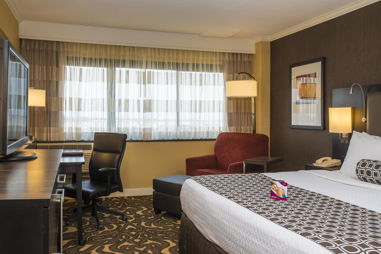 Crowne Plaza Los Angeles International Airport - thumb 20