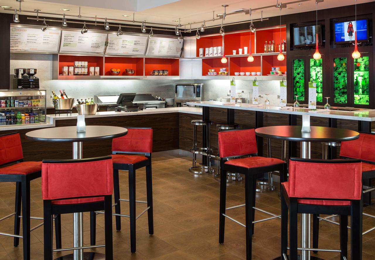 Courtyard Oakland Downtown - thumb 5