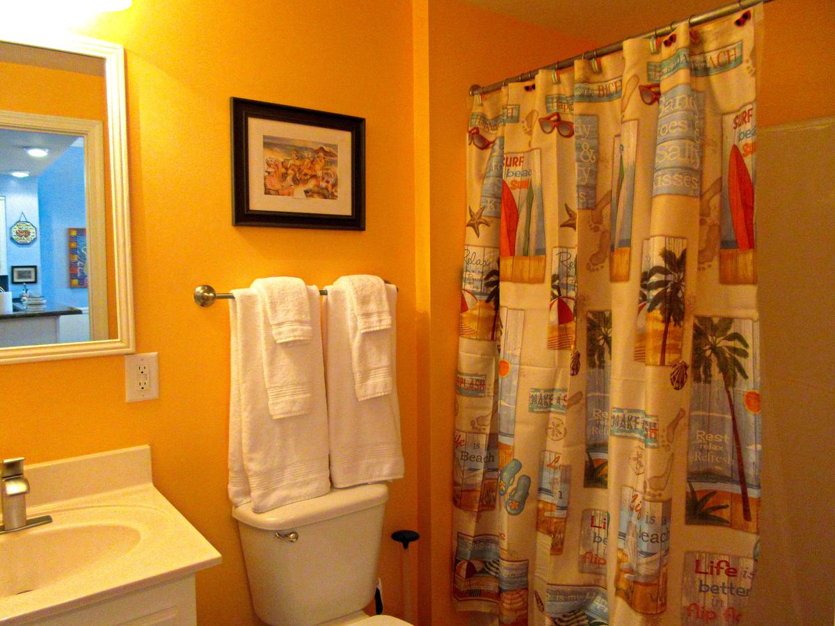 The Inn 304 - Two Bedroom Condominium - thumb 6
