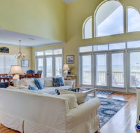 Summer Breeze - Accommodation Denver