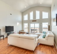 5 Bed 5 Bath Vacation home in Dauphin Island - Accommodation Denver
