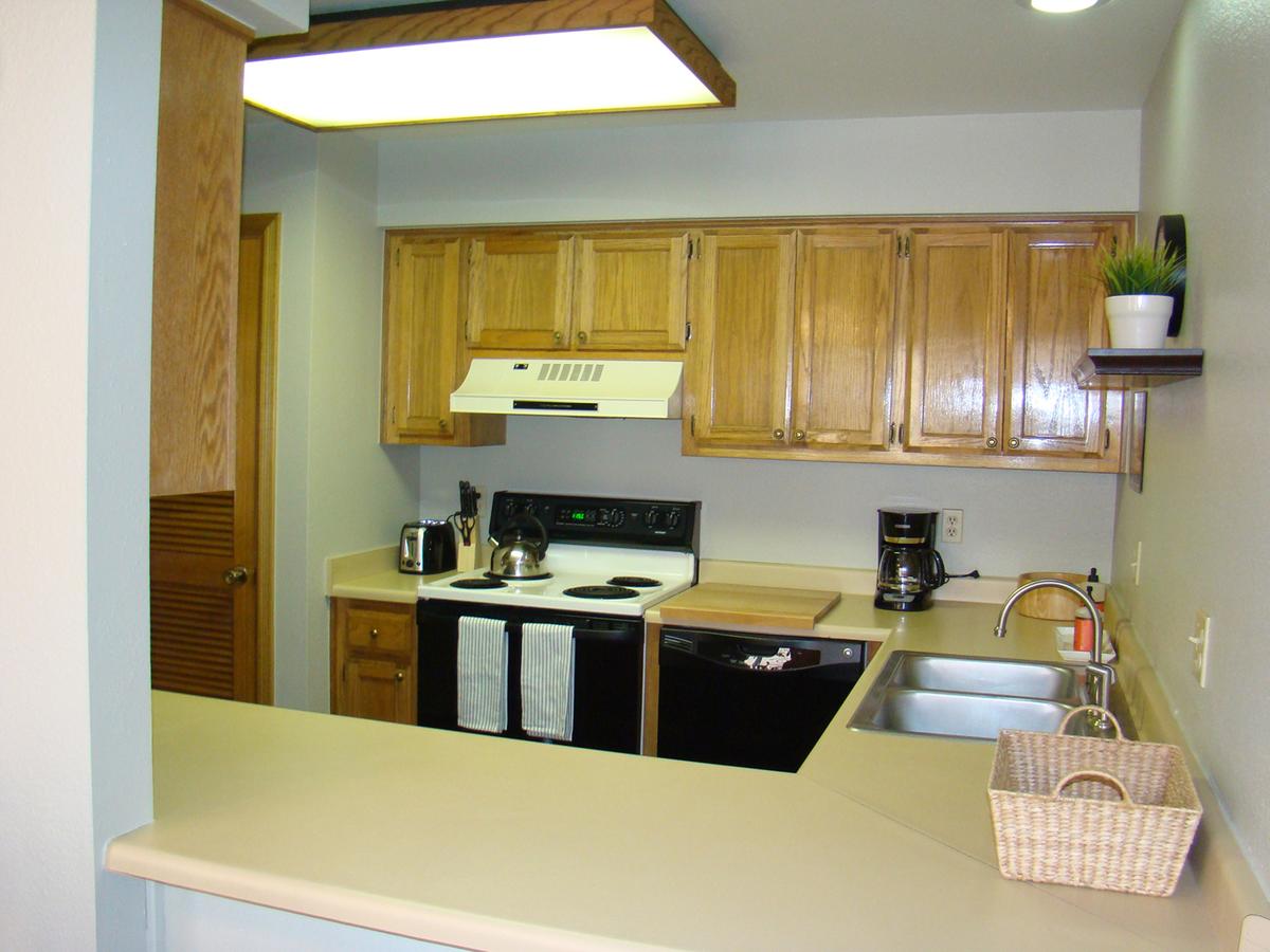 The Ferringway Resort Condominiums - thumb 7