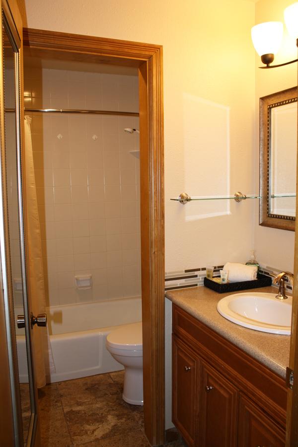 The Ferringway Resort Condominiums - thumb 16