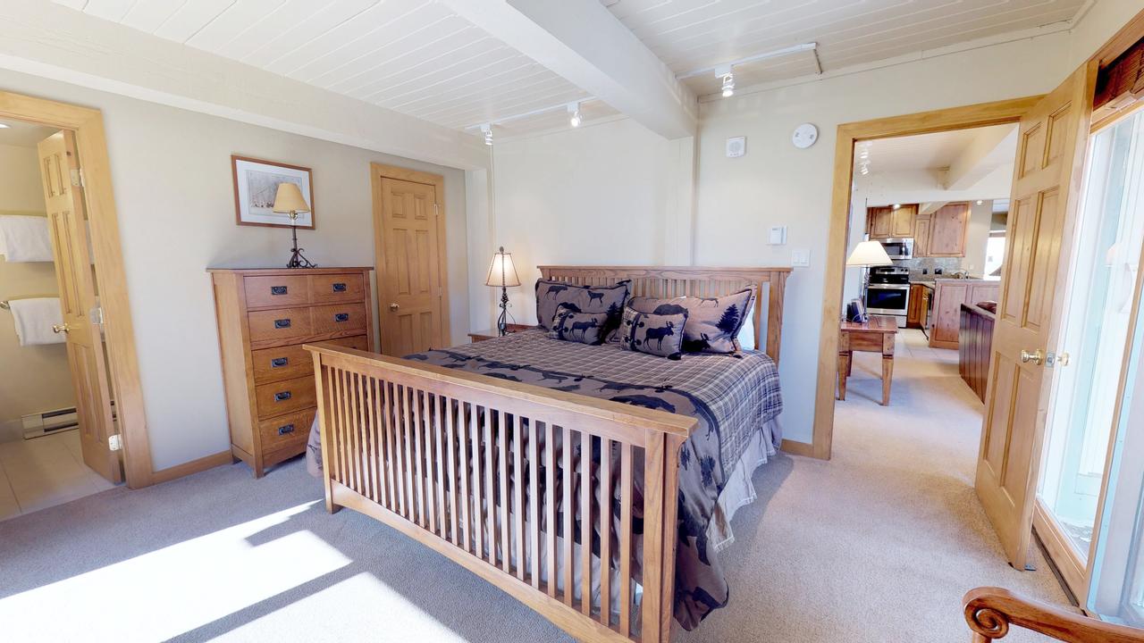 Top Of The Village, A Destination Residence - thumb 14