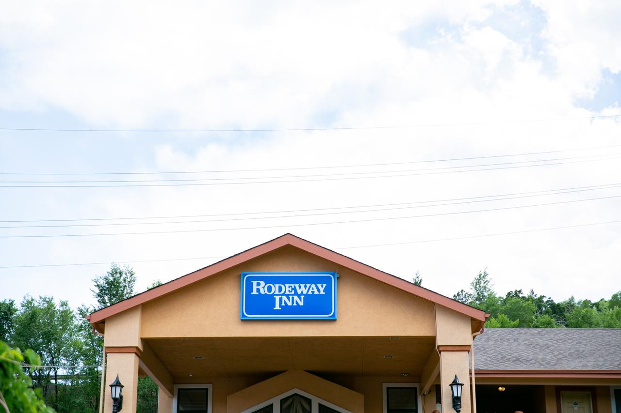 Rodeway Inn Manitou Springs - thumb 2