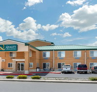 Quality Inn  Suites Limon - Accommodation Denver