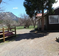 Brown Bear Cabins - Accommodation Denver