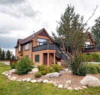 Three-Bedroom Pitkin Townhome - Accommodation Denver