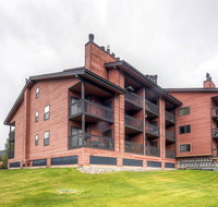 One-Bedroom Mountainside Condo D107 - Accommodation Denver