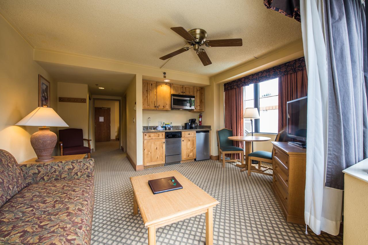 The Grand Lodge Hotel And Suites - thumb 17