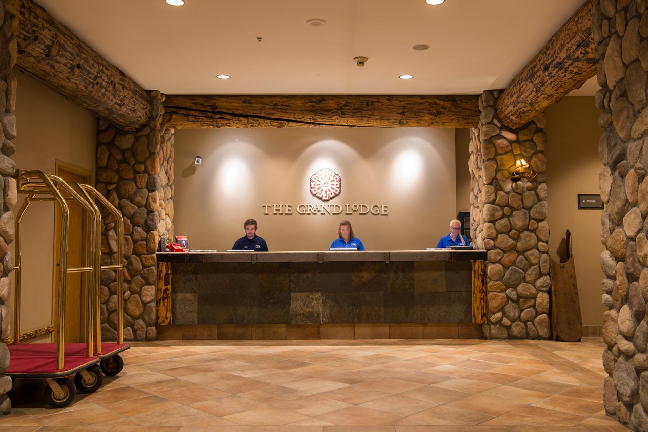 The Grand Lodge Hotel And Suites - thumb 4