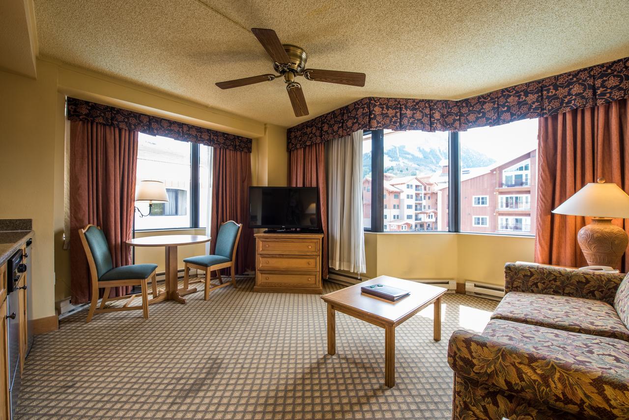The Grand Lodge Hotel And Suites - thumb 35