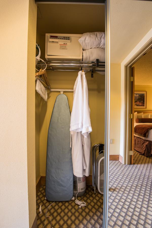 The Grand Lodge Hotel And Suites - thumb 25