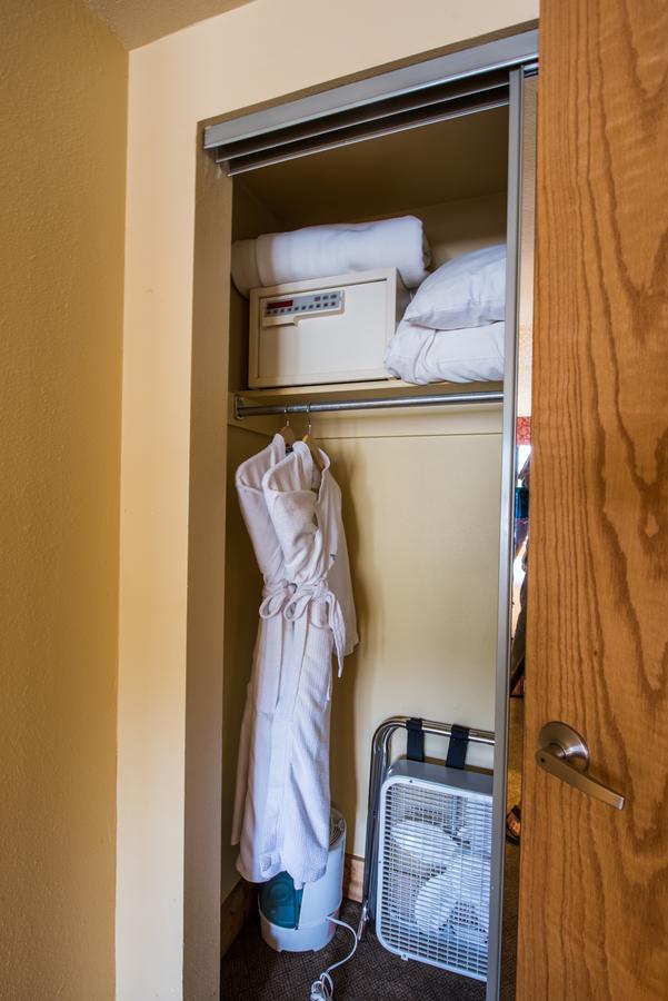 The Grand Lodge Hotel And Suites - thumb 30