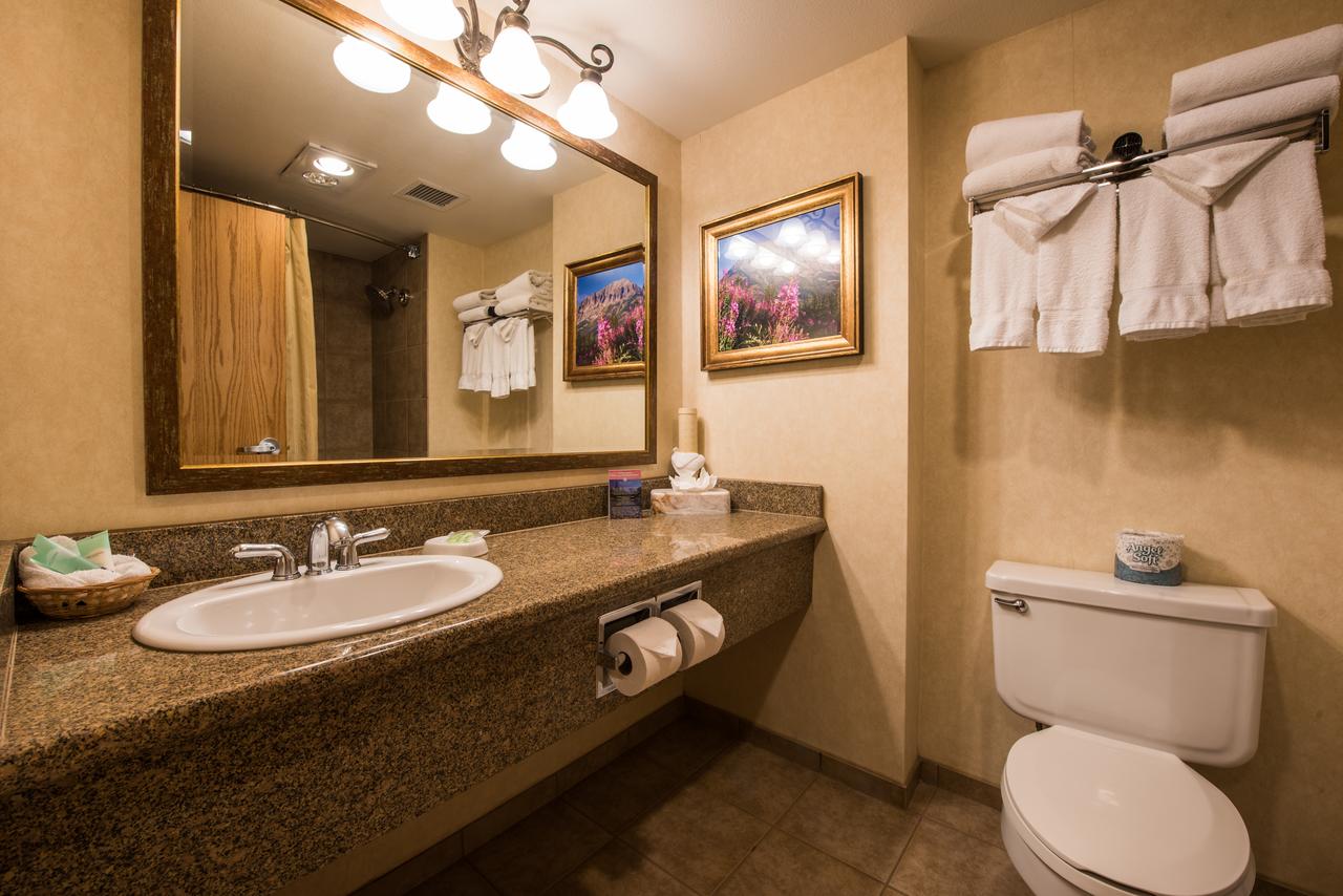 The Grand Lodge Hotel And Suites - thumb 36