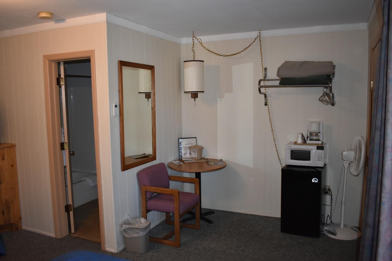 Ute Bluff Lodge, Cabins & RV Park - thumb 1