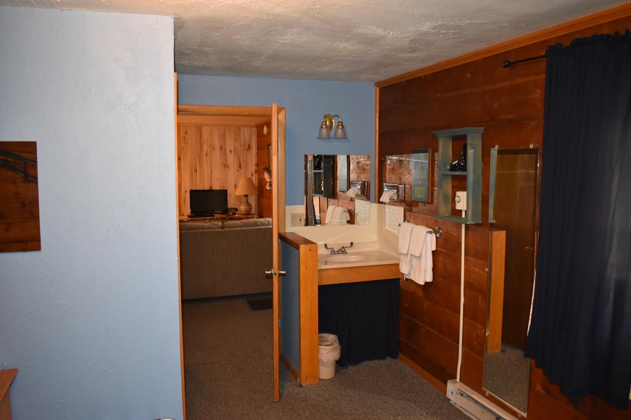 Ute Bluff Lodge, Cabins & RV Park - thumb 4