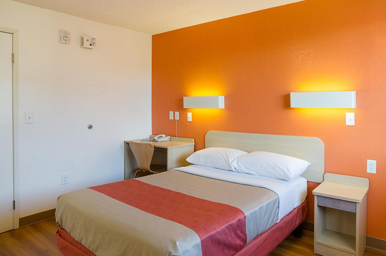 Motel 6 Denver Central - Federal Boulevard - thumb 25