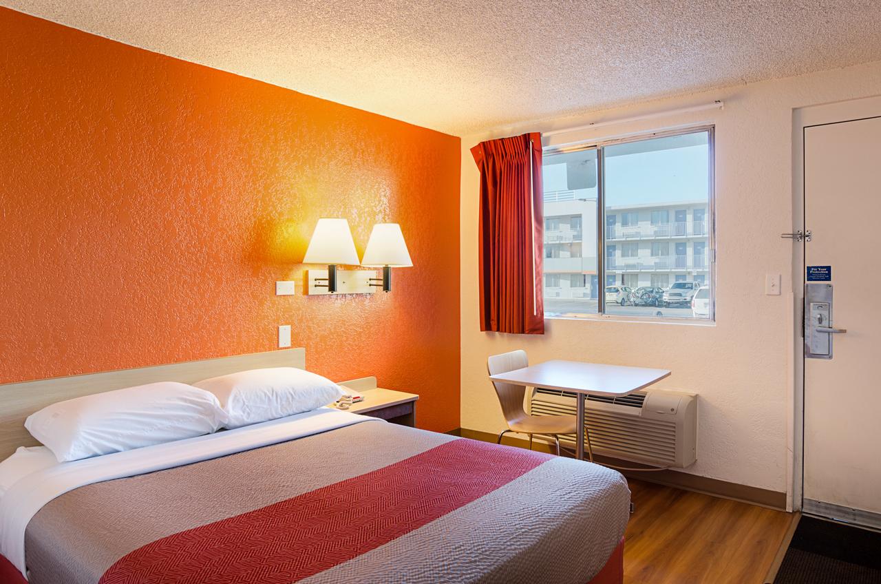 Motel 6 Denver Central - Federal Boulevard - thumb 23