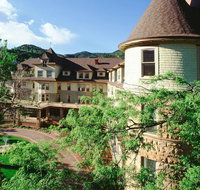 Cliff House at Pikes Peak - Accommodation Denver
