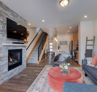 Downtown WP Luxury Villa 298 Near Resort - Roof Top Hot Tub With Free Activities Daily and Shuttle - Accommodation Denver