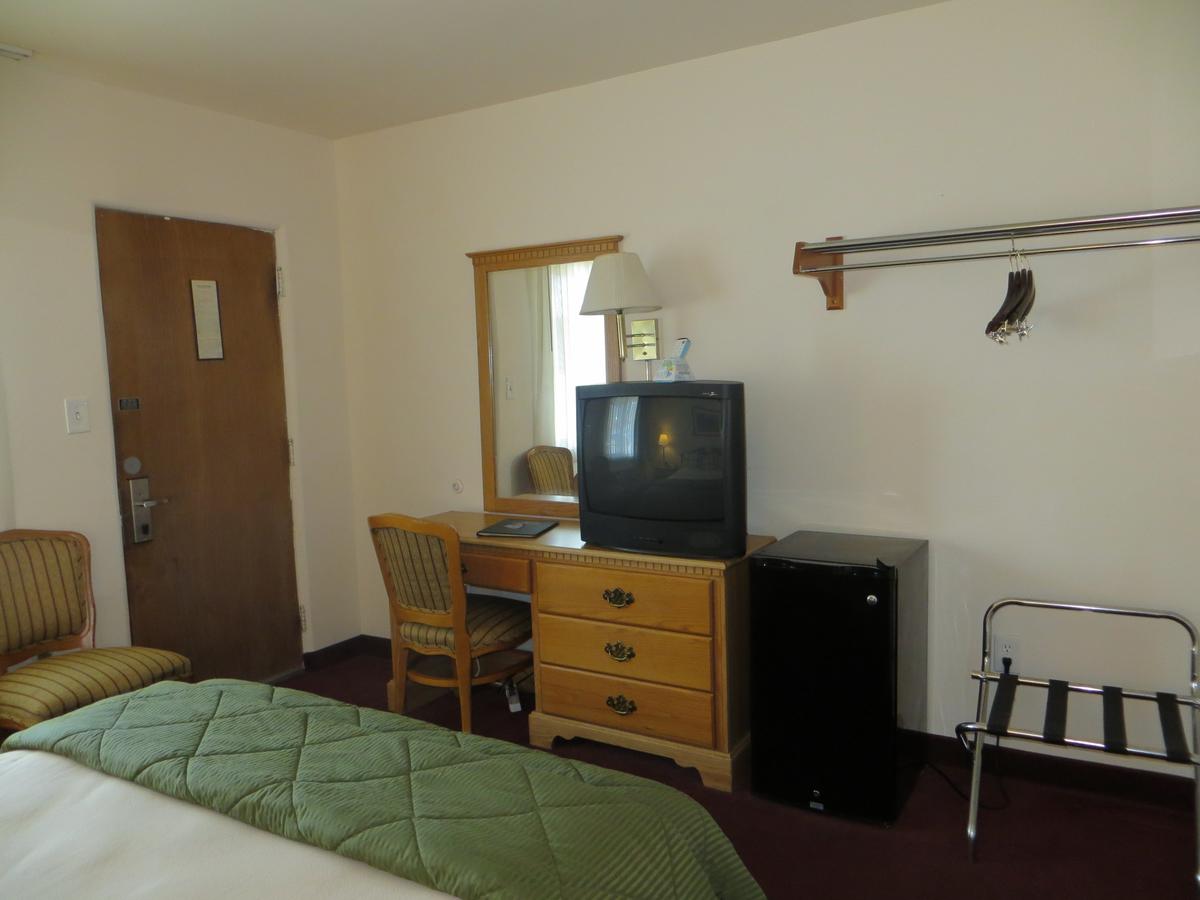Silver Saddle Motel - thumb 23