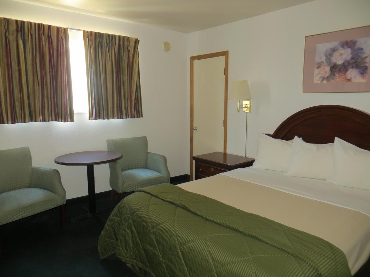 Silver Saddle Motel - thumb 12